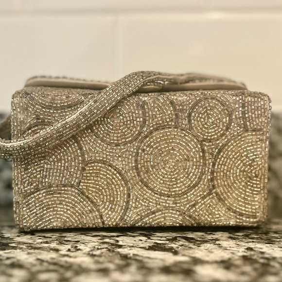 Richere Handbags - Exquisite Silver Vintage Hand Beaded Women's Evening Bag